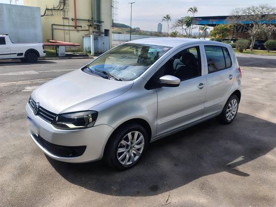 VOLKSWAGEN FOX 1.6 MI 8V FLEX 4P MANUAL VOLKSWAGEN FOX 1.6 MI 8V FLEX 4P MANUAL